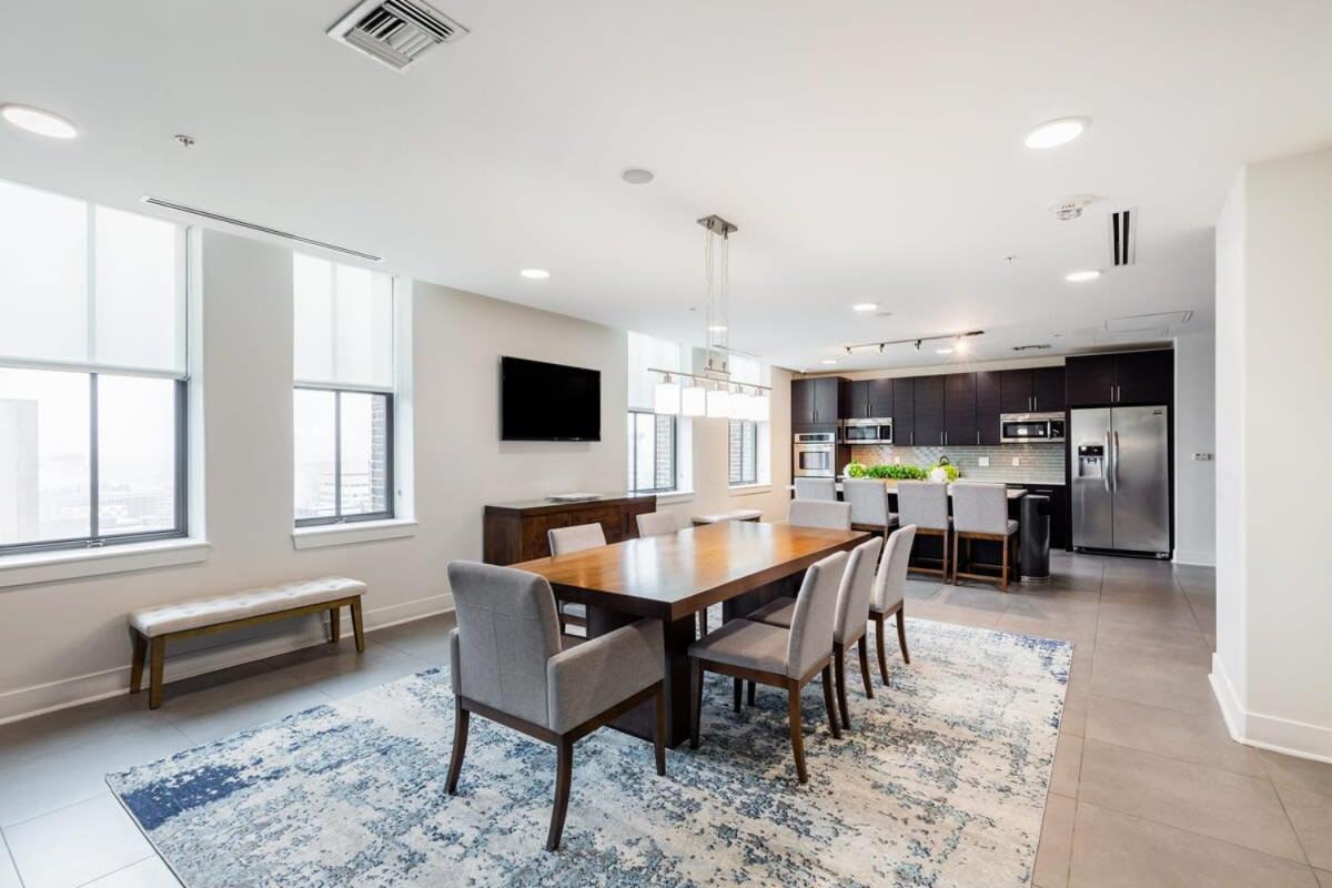 2Br Luxury Apartment With Rooftop Deck & Pool 巴尔的摩 外观 照片