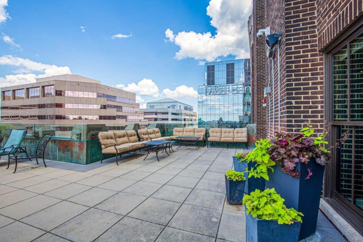 2Br Luxury Apartment With Rooftop Deck & Pool 巴尔的摩 外观 照片
